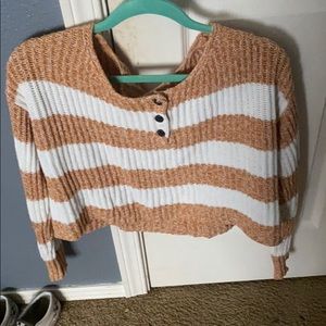 Brand new American Eagle yellow and white sweater